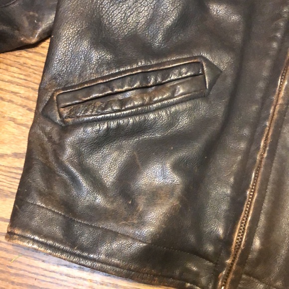 Vintage Guess U.S.A. Genuine leather jacket - Picture 4 of 16